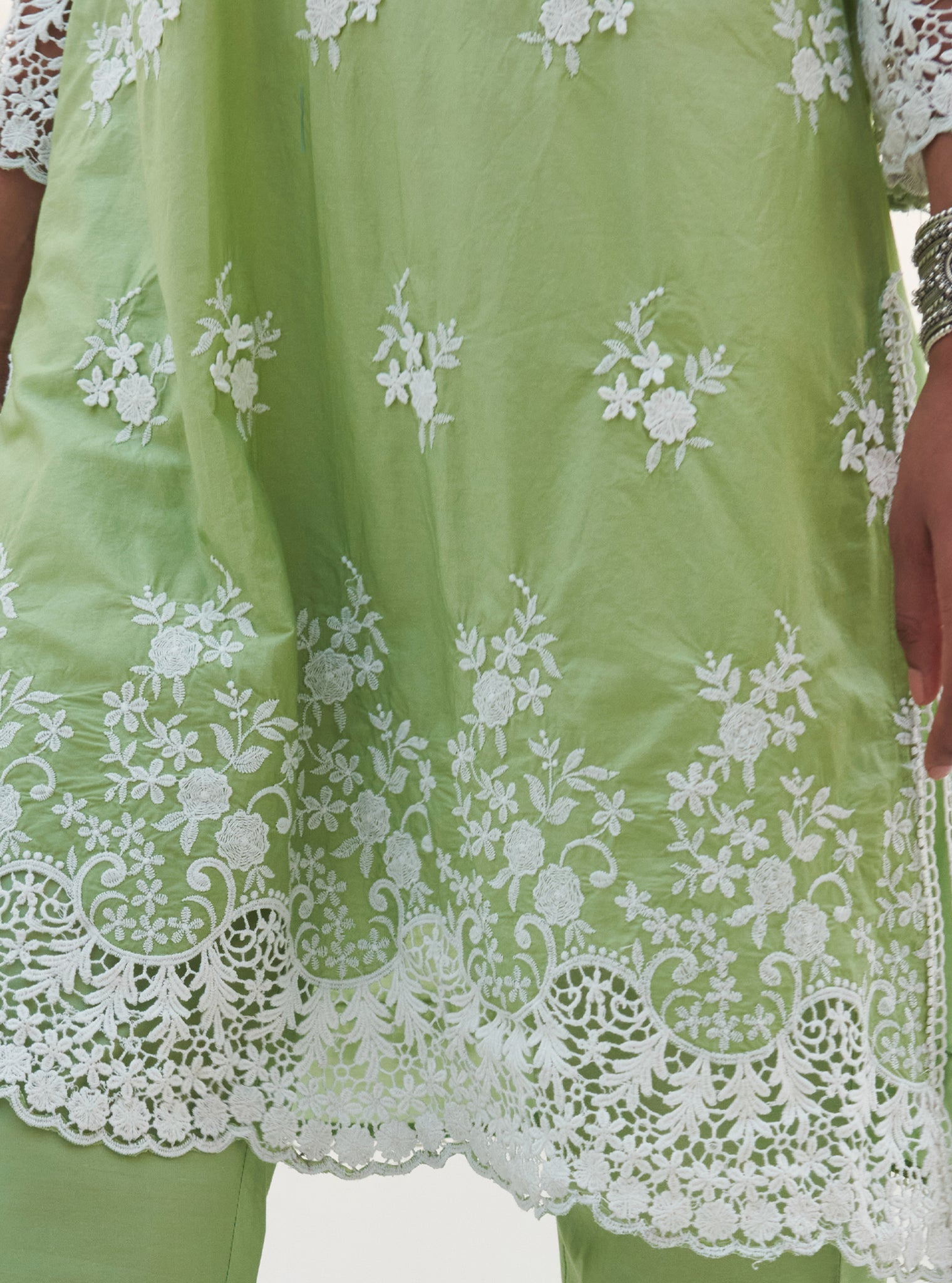 Mulmul Cotton Chapoli Green Kurta With Chapoli Green Pant