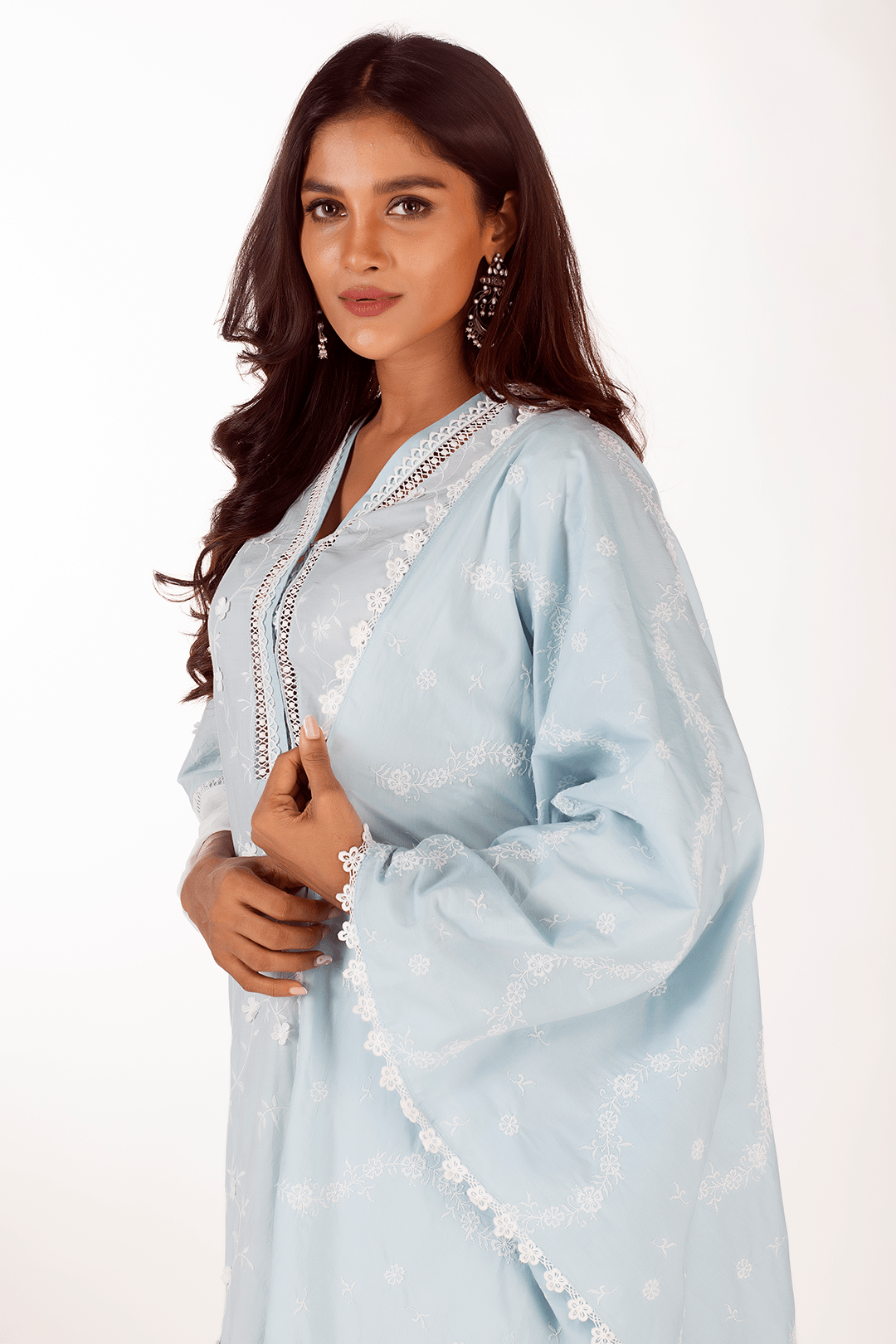 Mulmul Cotton Echo Light Blue Kurta With Sage Pant White