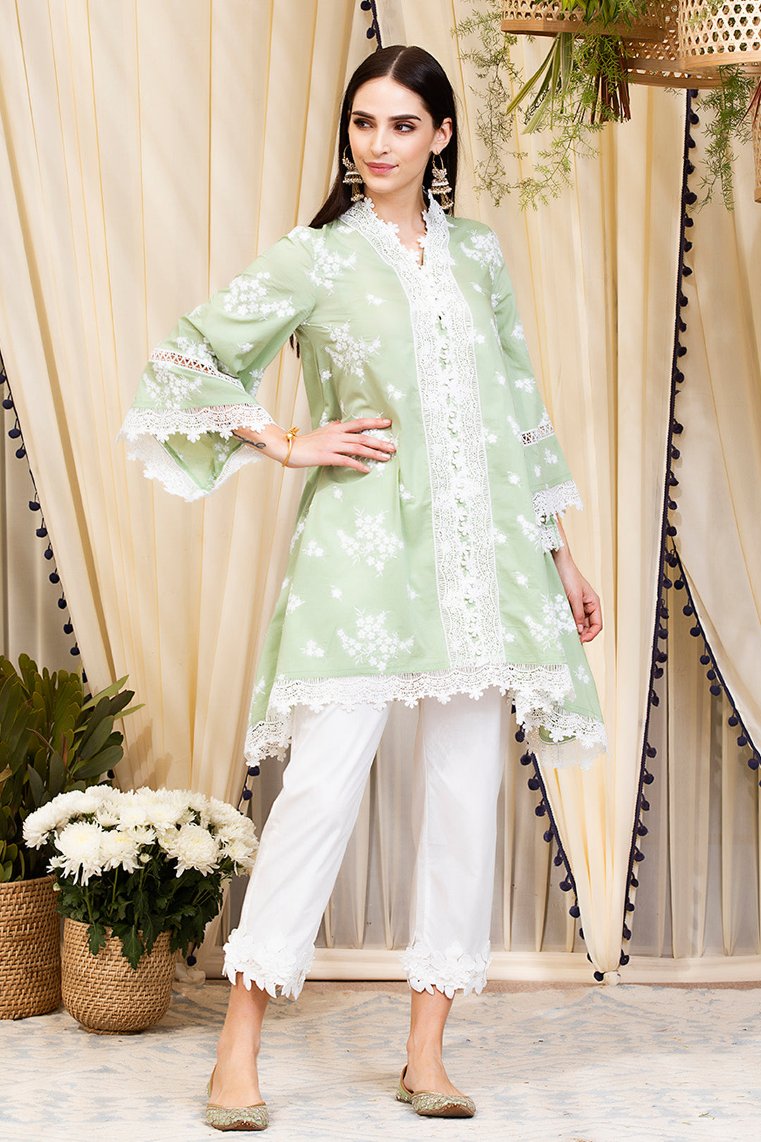 Mulmul Cotton Livia Kurta With Hibiscus Pyajama