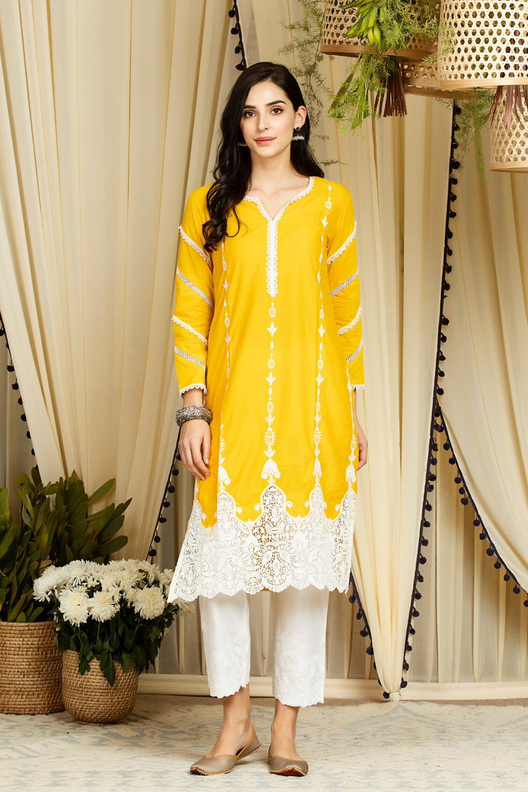 Mulmul Cotton Marcella Kurta With Floral Embroidered Pyajama