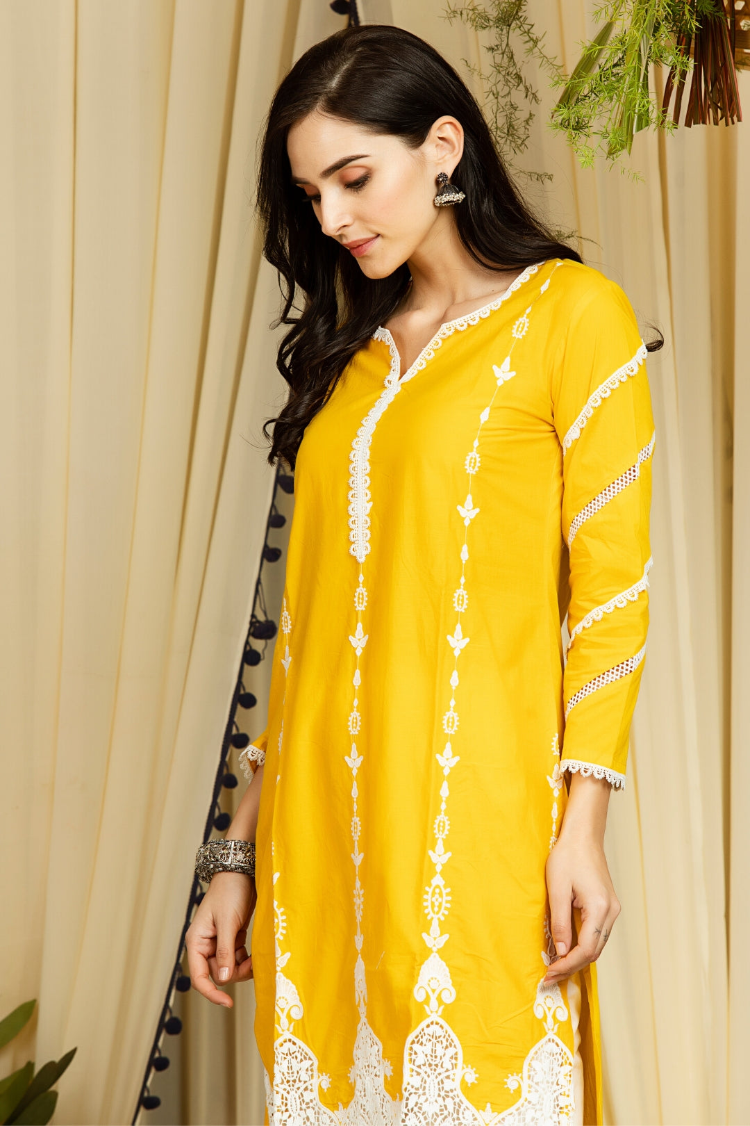 Mulmul Cotton Marcella Kurta With Floral Embroidered Pyajama