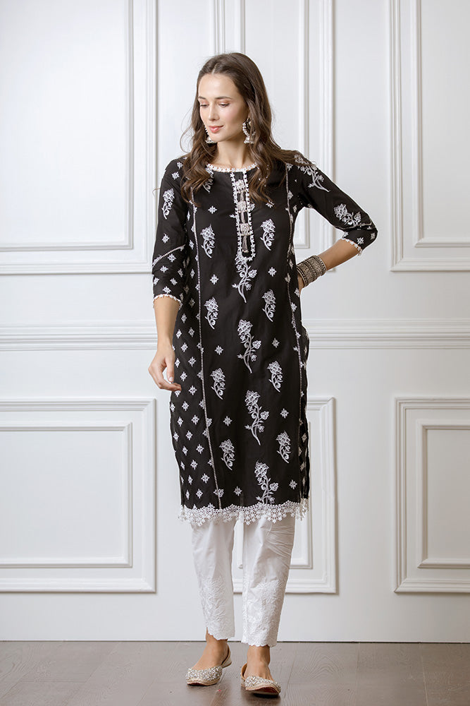 Mulmul Rue Black Kurta with Floral Embroidered Pyajamas