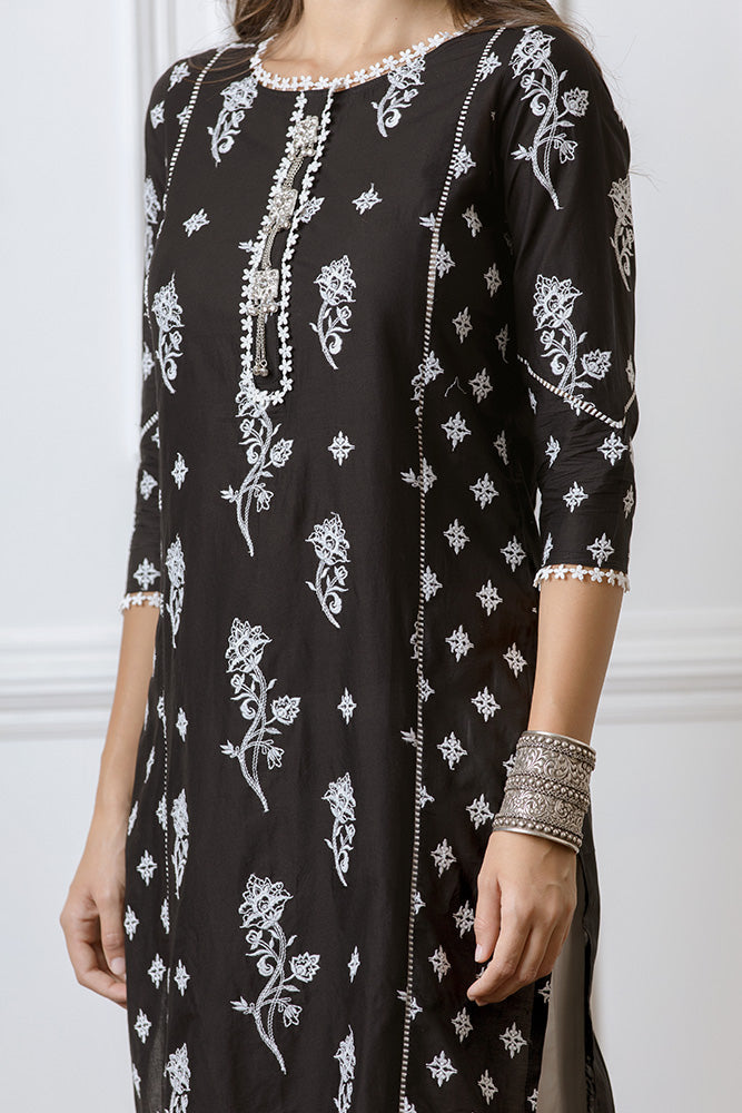 Mulmul Rue Black Kurta with Floral Embroidered Pyajamas