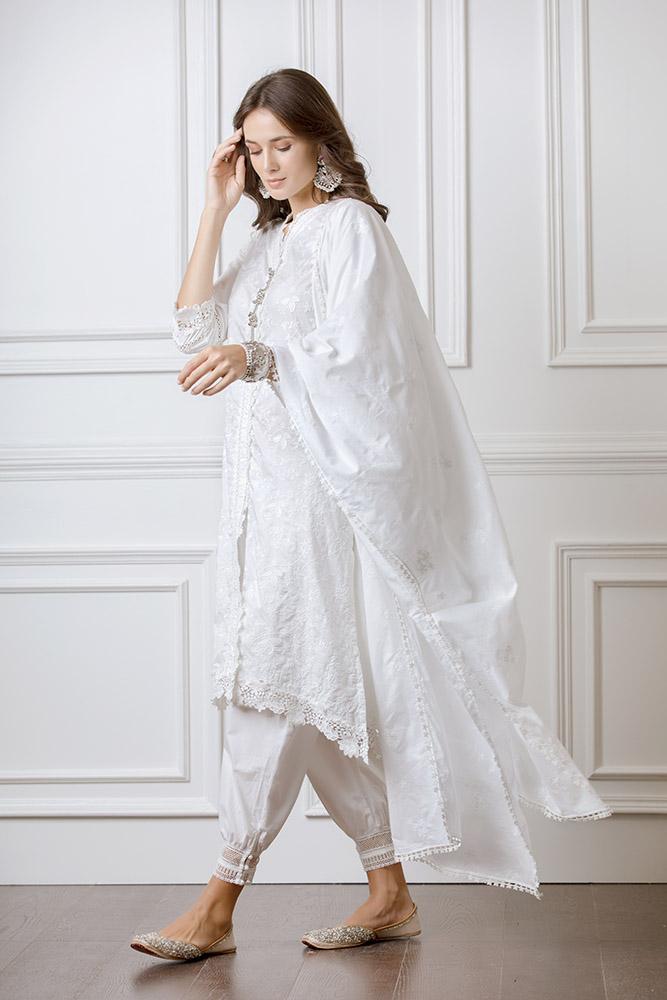 Mulmul Rosewood White Kurta With Harem pyajamas