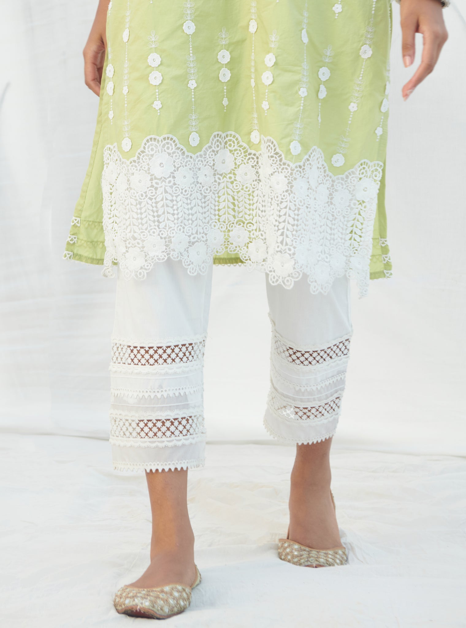 Mulmul Cotton Naroa Lime kurta