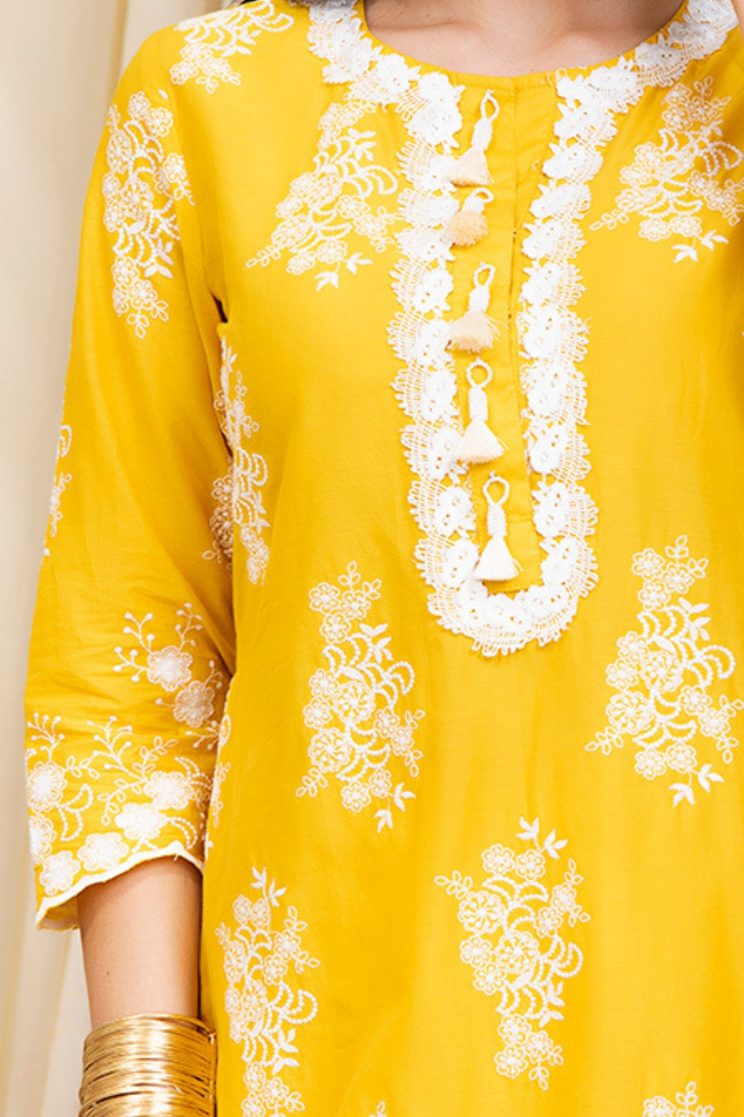 Mulmul Cotton Perla Kurta With Perla Pyajama