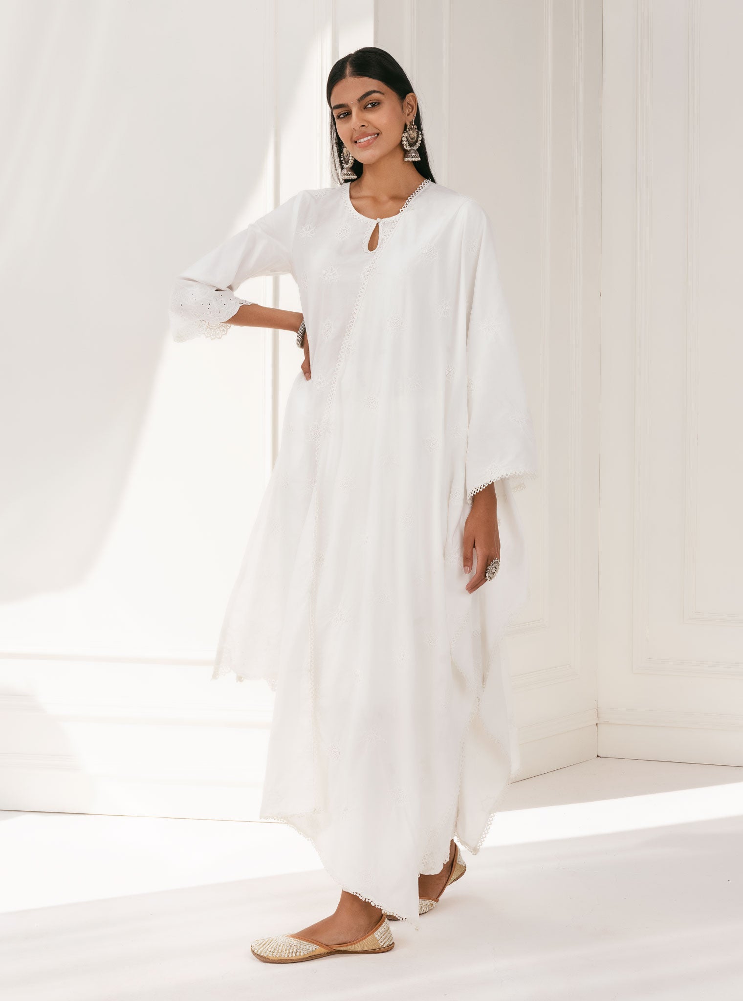 Mulmul Cotton Tia White Kurta With Tia Palazzo