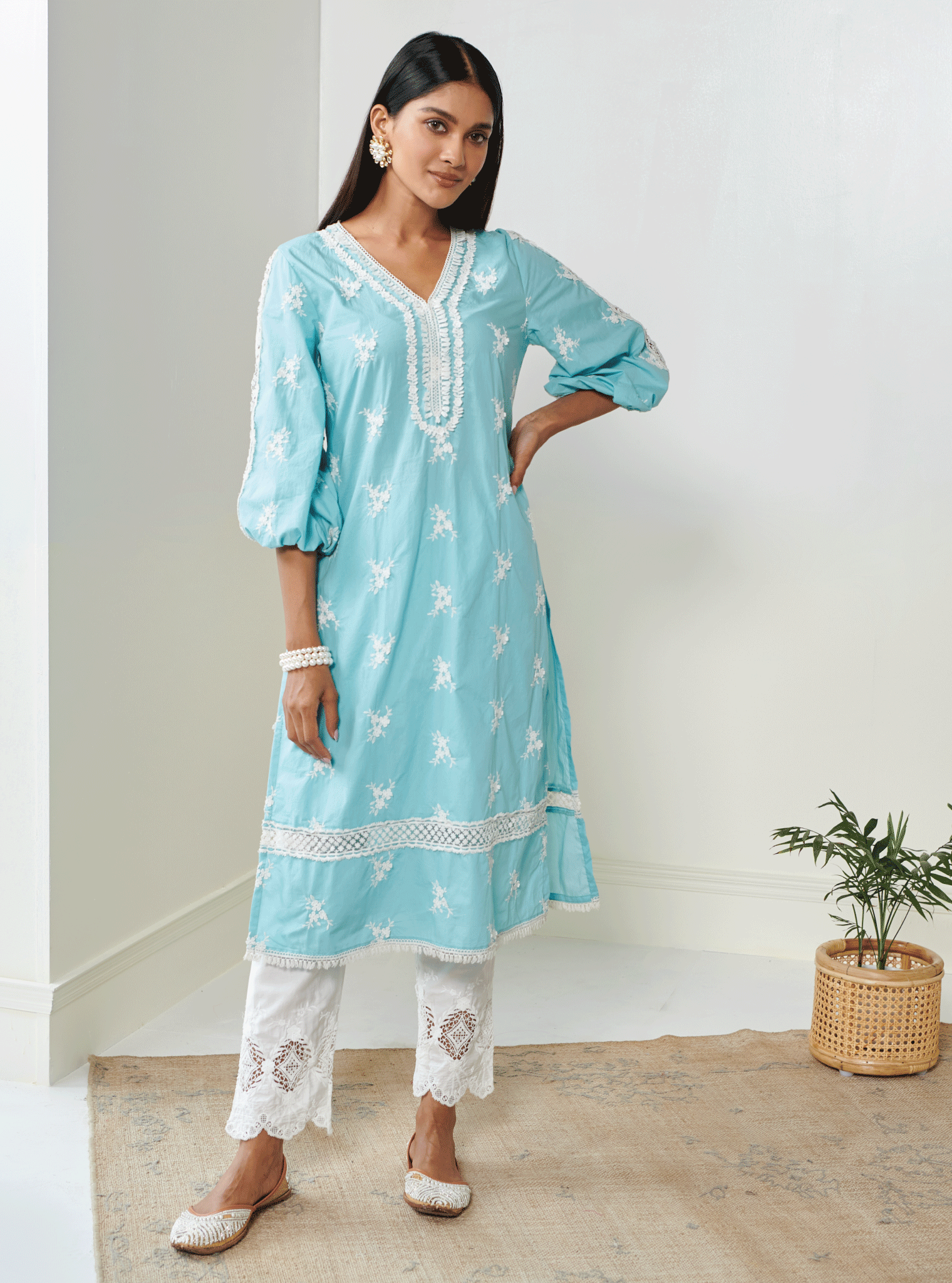 Mulmul Cotton Shane Turq Kurta With Mulmul Cotton Applique Embroidered White Pant