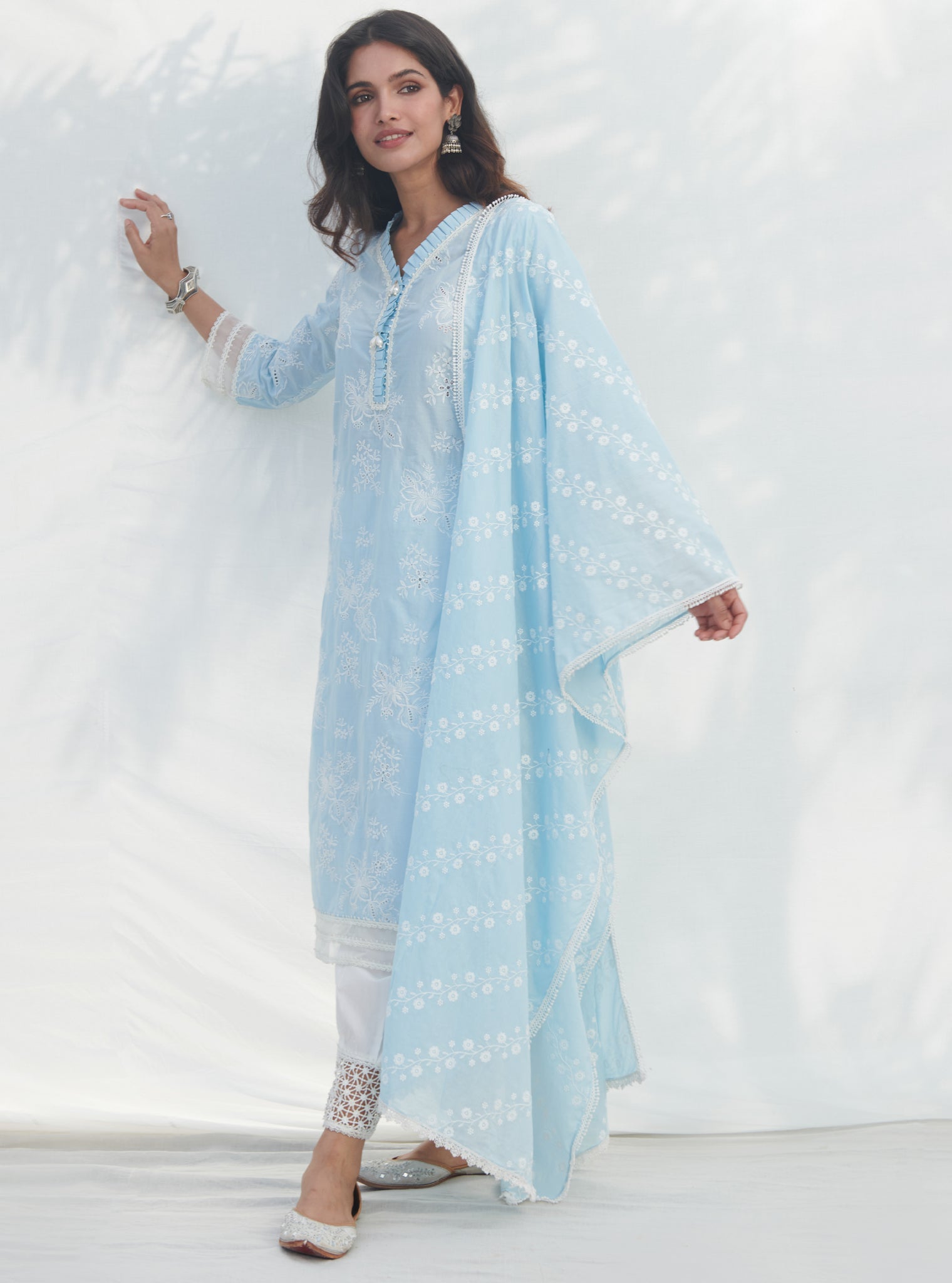 Mulmul Cotton Verlem Blue Kurta With Mulmul Cotton Chemical Lace White Salwar