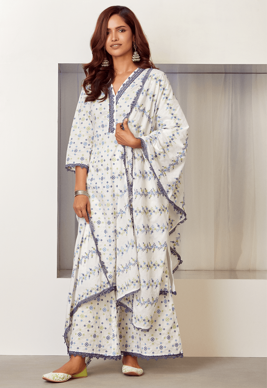 Mulmul Cotton Wisteria Kurta With Wisteria Palazzo