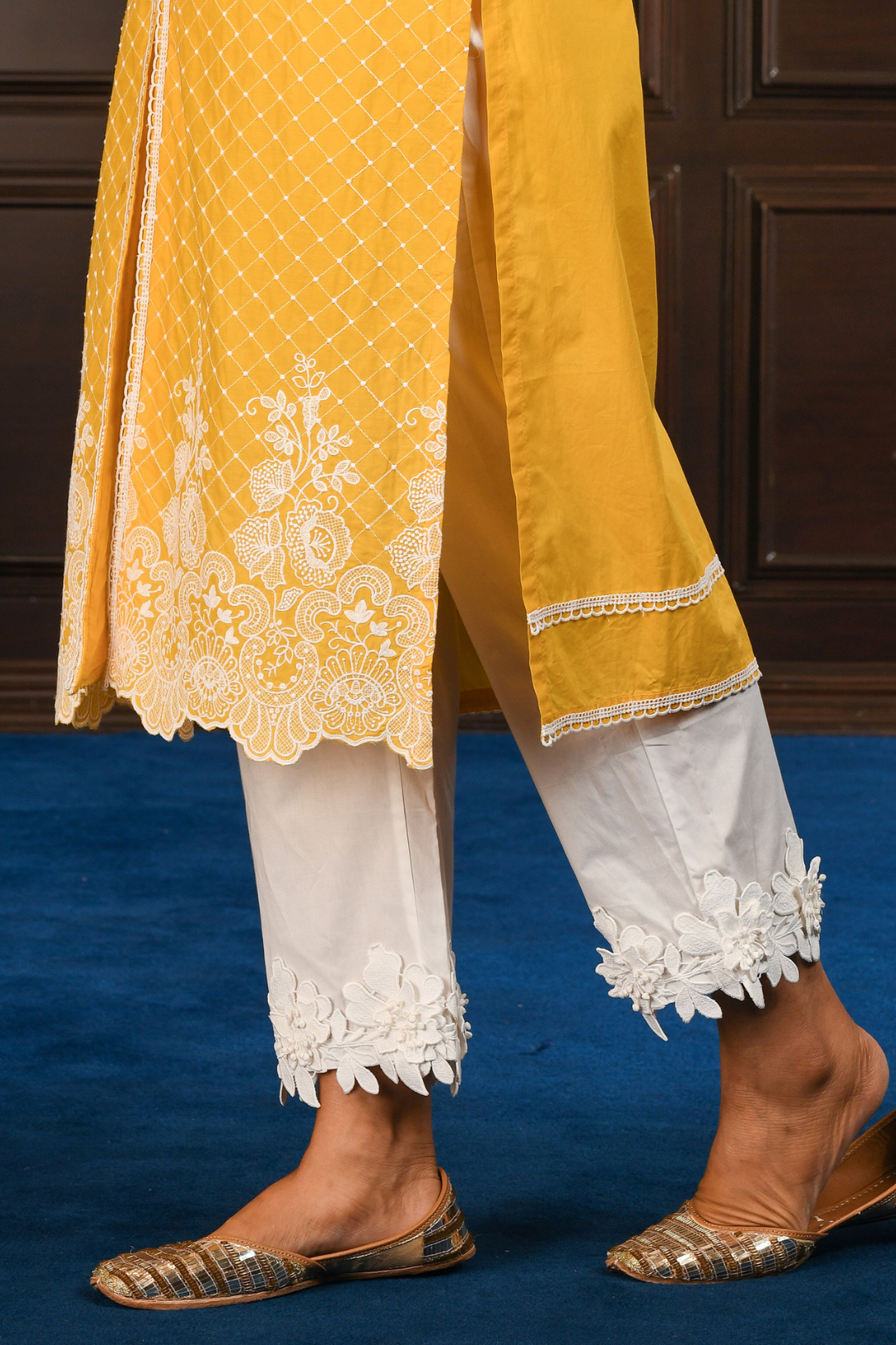 Mulmul Cotton Cayo Yellow Kurta With Hibiscus pyajamas