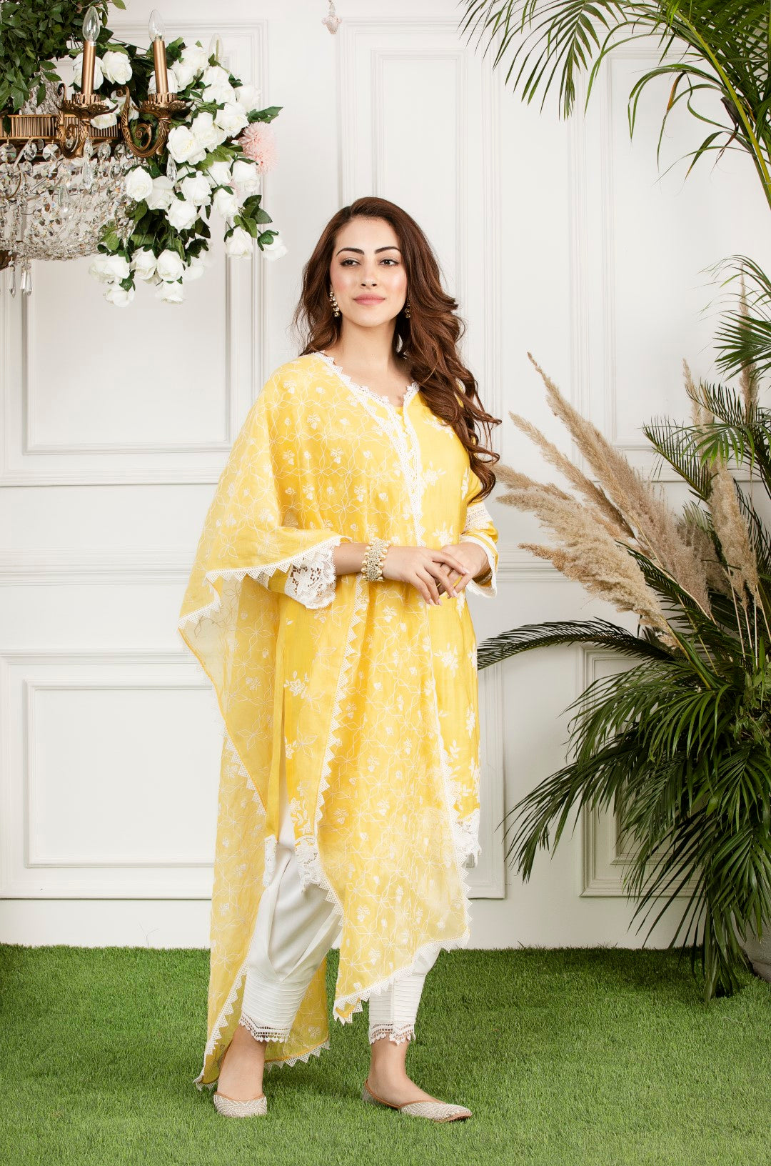 Mulmul Honey Cup Kurta With Front Pleated Pyjamas