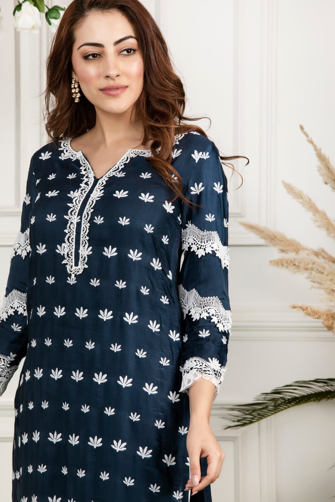 Mulmul Water Lilly Kurta With Front Pleated Pyjamas