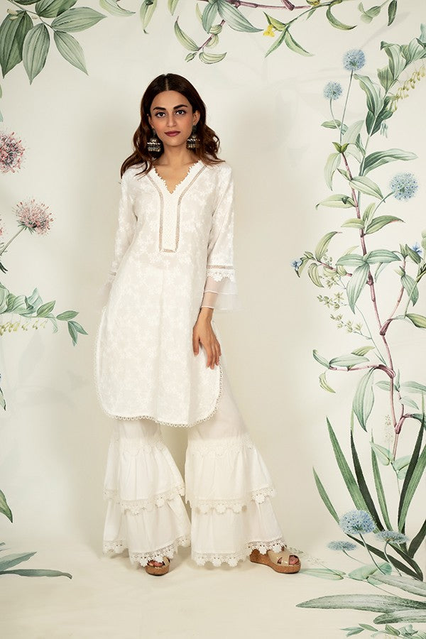 Daisy Kurta and Lace Garara