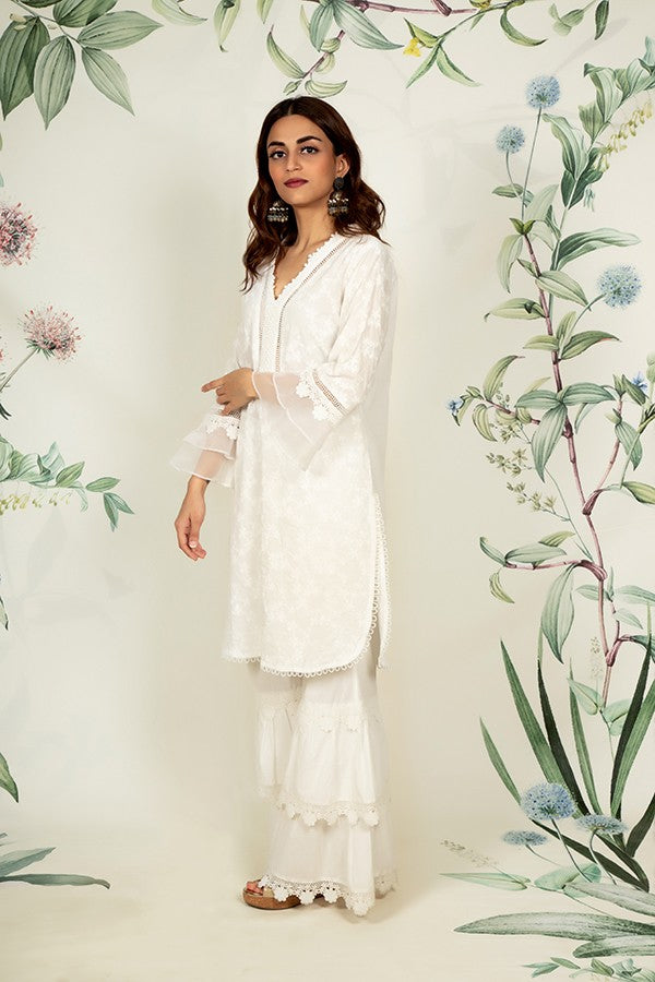 Daisy Kurta and Lace Garara