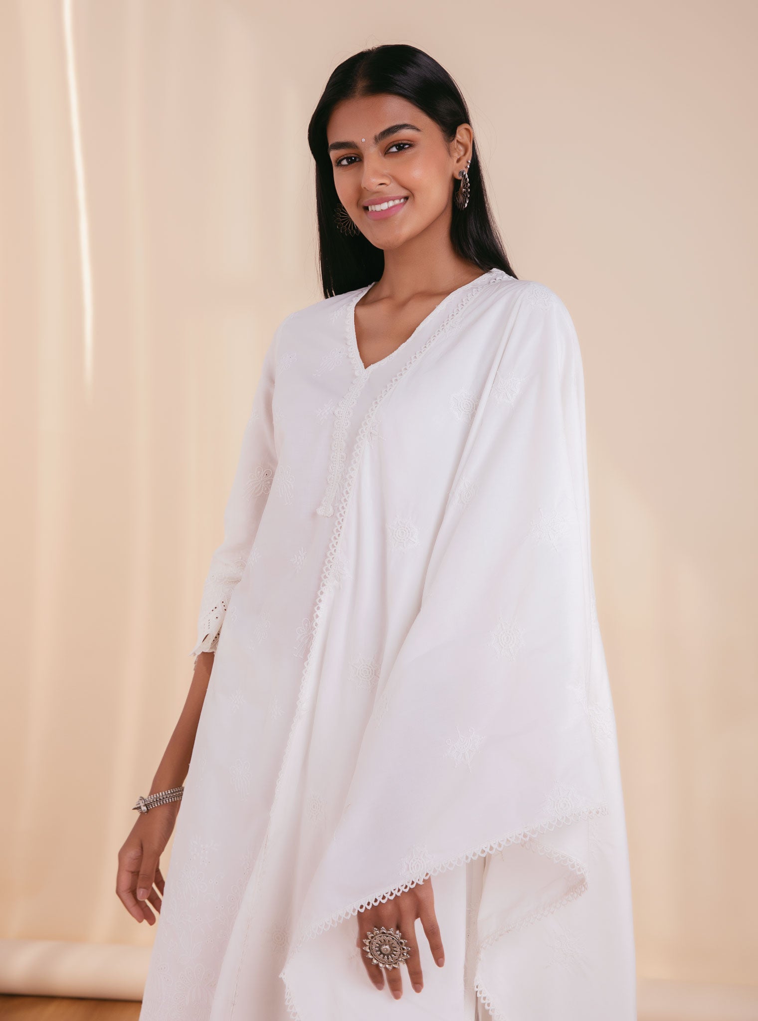 Mulmul Cotton Nihri White Kurta With Nihri White Pant